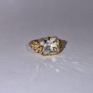 Veloura Galleria Signature Ring