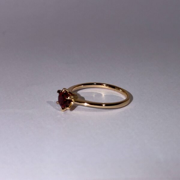 Vespera Radiance Opulent Ring