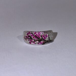 Elara Radiance Signature Ring