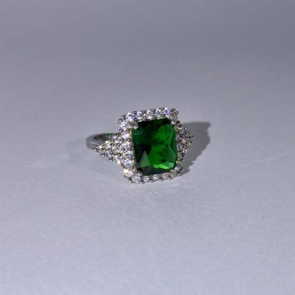 Amara Céleste Heirloom Ring