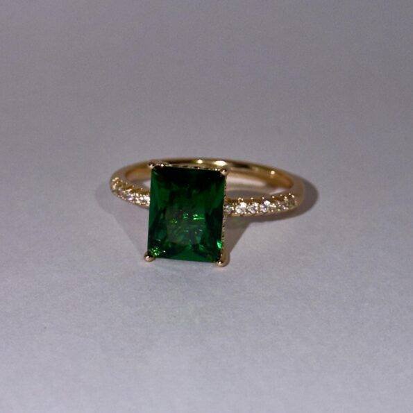 Amara Empire Heirloom Ring