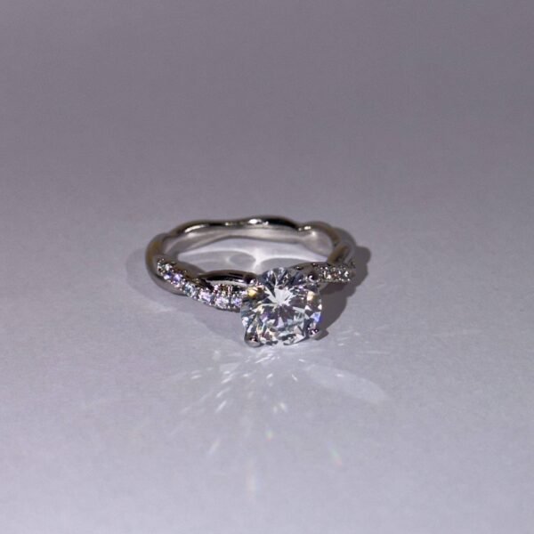 Palatine Étoile Crown Ring