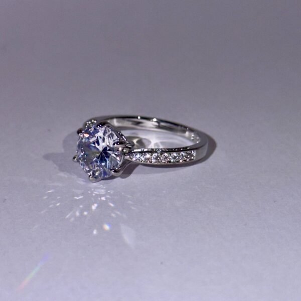   Majesté Opus Maison Ring