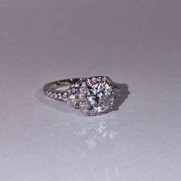 Elara Mystique Royale Ring