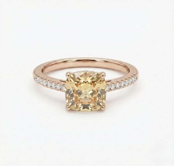 Elara Velour Opulent Ring