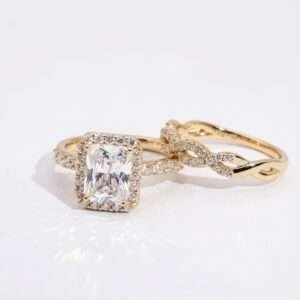 Divina Serenity Crown Ring