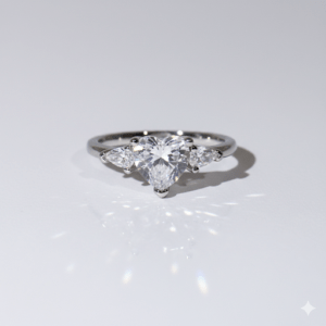 Élise Essence Heirloom Ring