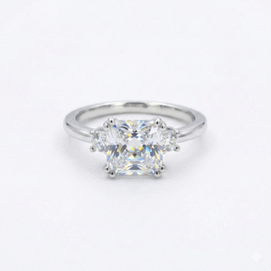 Monarque Céleste Opulent Ring