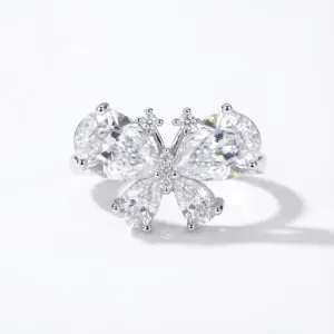 Butterfly adjustable ring