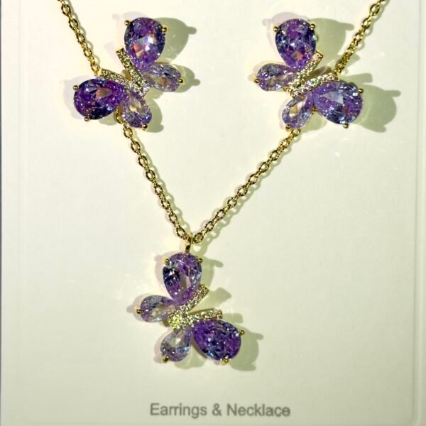 Prestige Muse Necklace Set