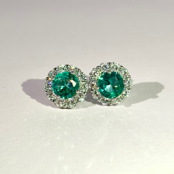 Bellaria Glow Studs